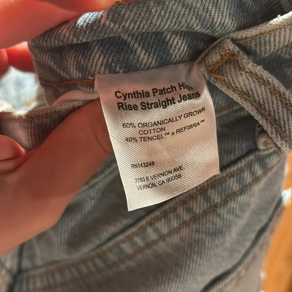 New REFORMATION Cynthia high rise patchwork jeans - Picture 9 of 9